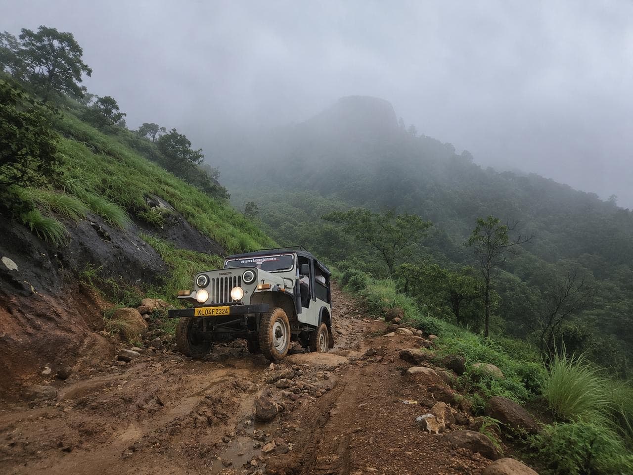 Off-road jeep trails